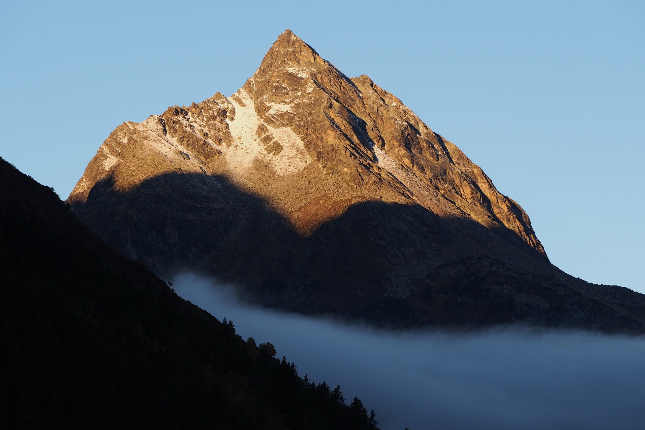 Ballunspitze Galtür Tirol Paznaun Wandern Klettern Klettersteig Bergsteigen Natur Berghotel Rasis