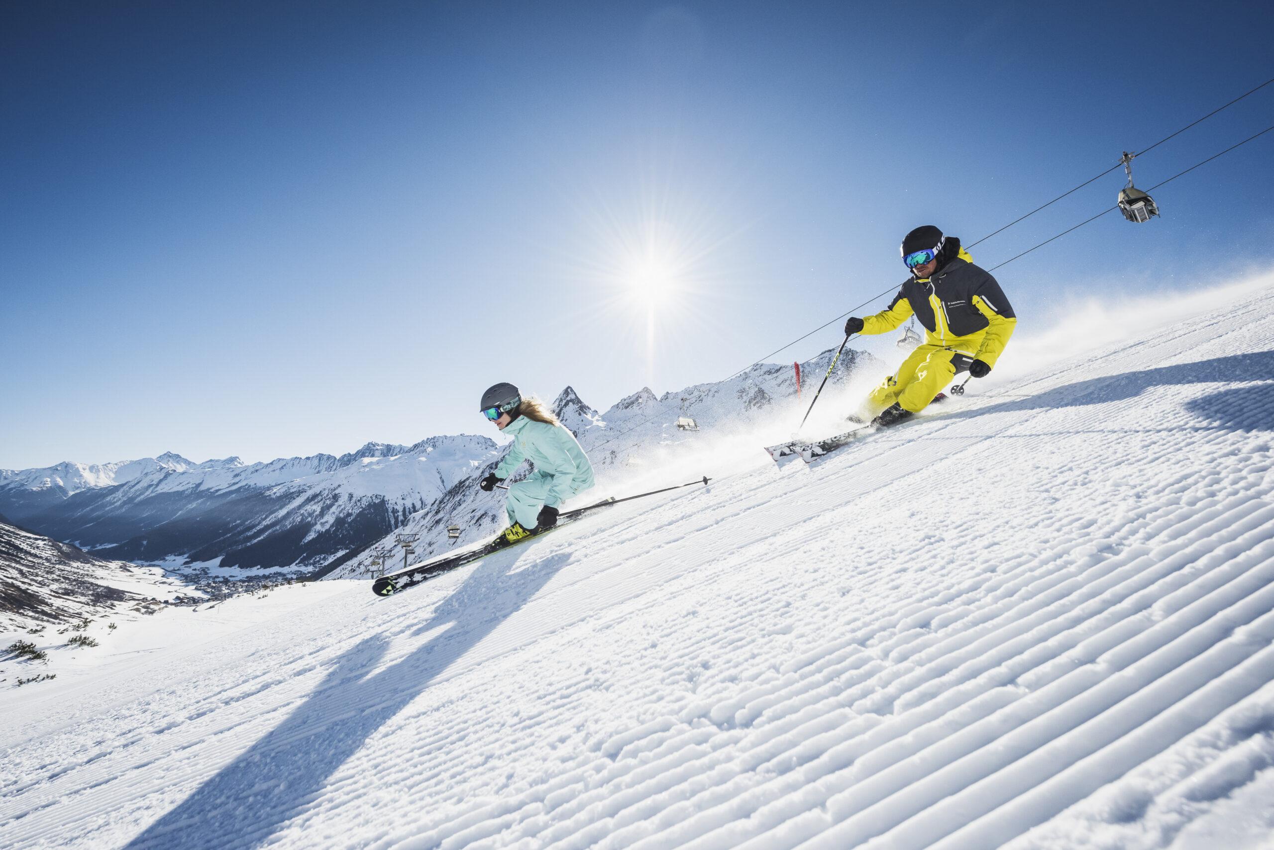 Silvapark Galtür Berghotel Rasis Skigebiet Angebot 1+1 Friends